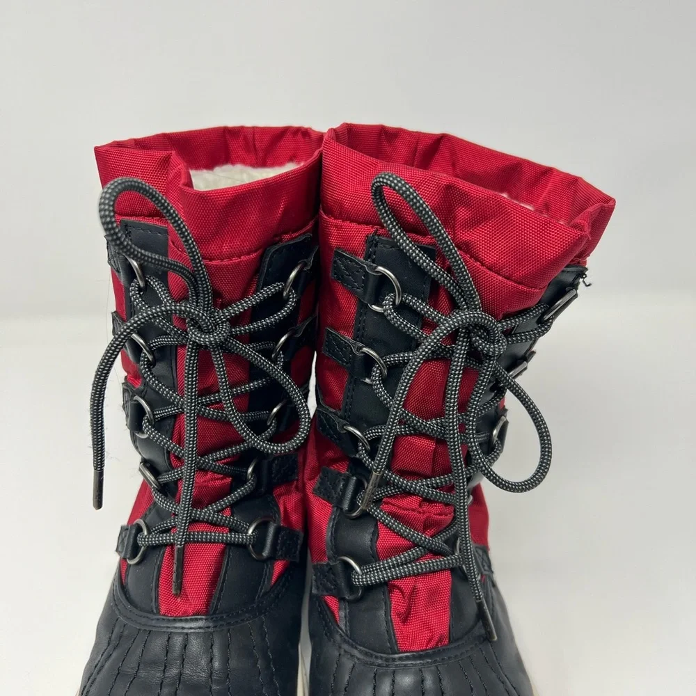 Pajar red and black snow boots